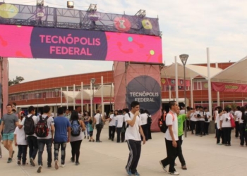 Integrantes de la escuela San José de Totoras visitaron Tecnópolis