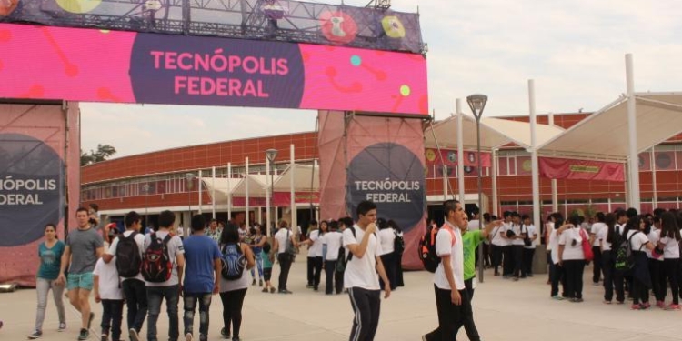 Integrantes de la escuela San José de Totoras visitaron Tecnópolis