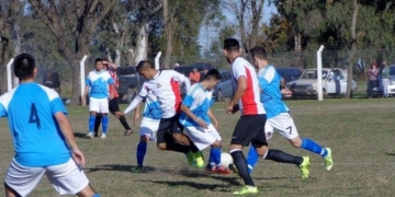 Totorense: dos punteros y cuatro escoltas con igualdad de puntos