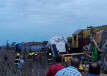 Un tren arrolló a un camión sobre Ruta 65