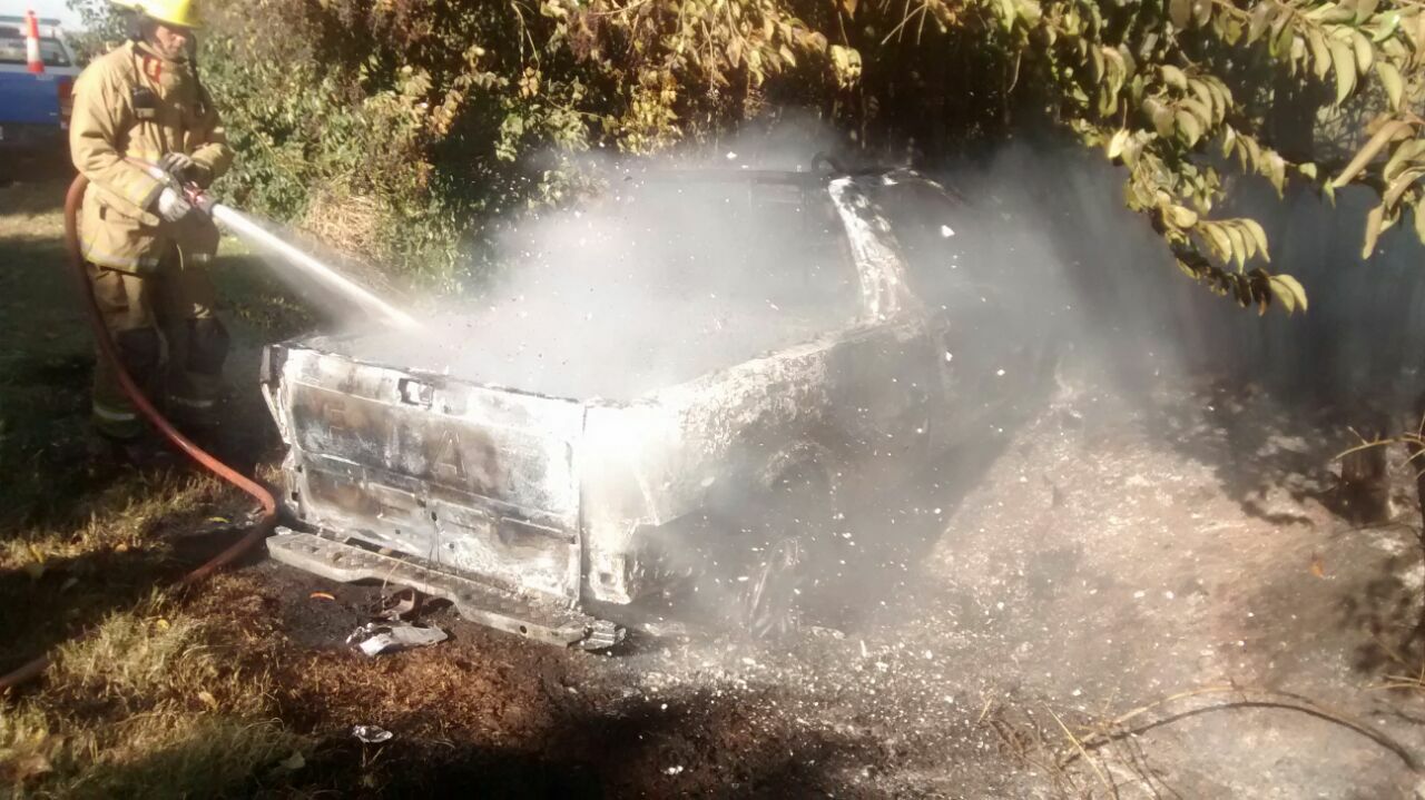 Incendio total de un vehículo con pedido de secuestro
