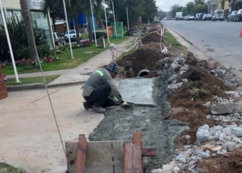 Finalizó la colocación de los tubos de desagüe sobre Ruta 11 en Oliveros