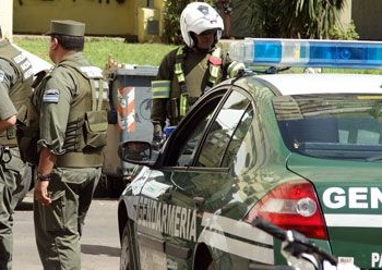 Procedimiento en San Genaro con un detenido