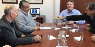 Garibay se comprometió a mejorar los caminos a la costa de Monje y Arocena