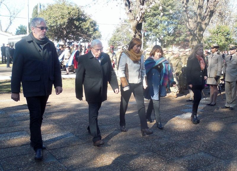 Acto y desfile por un nuevo aniversario de Puerto Gaboto