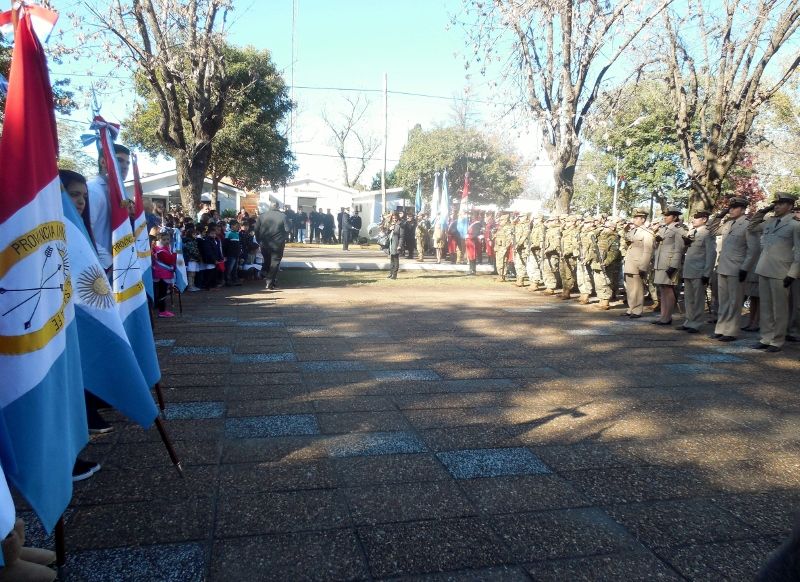 Acto y desfile por un nuevo aniversario de Puerto Gaboto