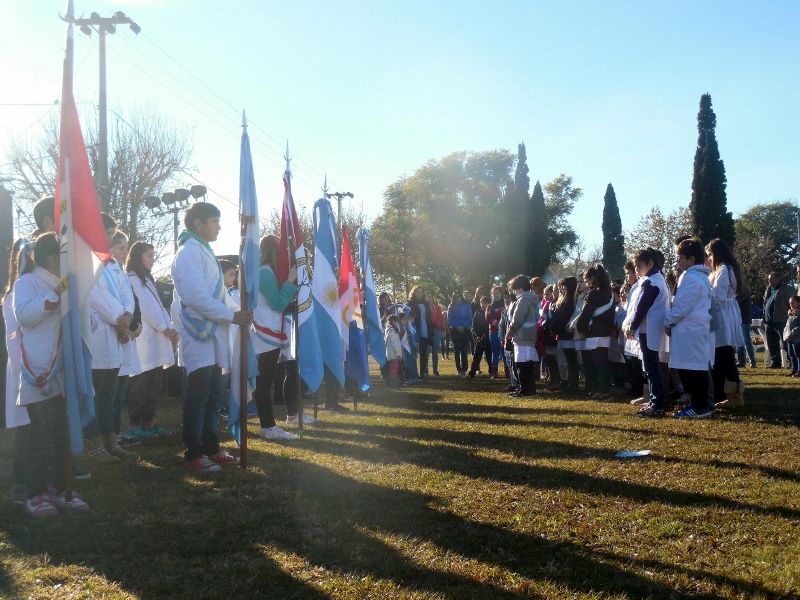 El Día de la Bandera y los festejos por los 120 años de Maciel se vivieron a pleno