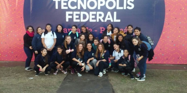 Alumnos de la escuela secundaria Nº437 de San Genaro visitaron Tecnópolis