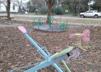 Reiterados hechos de vandalismo sobre juegos para discapacitados en Totoras