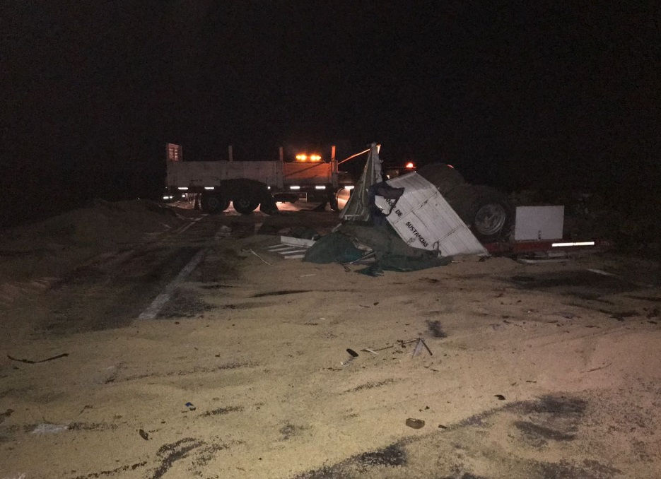 Maciel: impactante choque entre tres camiones en la autopista