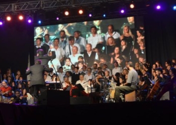 Concierto de gala por el 20 aniversario del Coro Comunal de Timbues