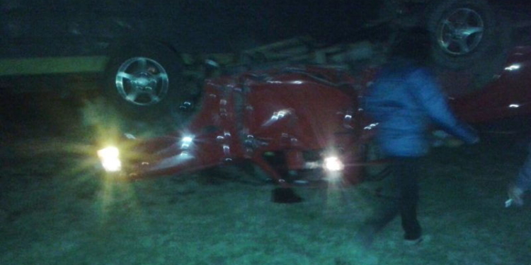 Impactante accidente: un tren arrolló a una camioneta en Barrancas