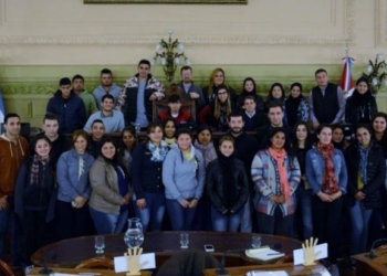 Alumnos del EEMPA de San Genaro participaron del programa «Jóvenes en el Senado»