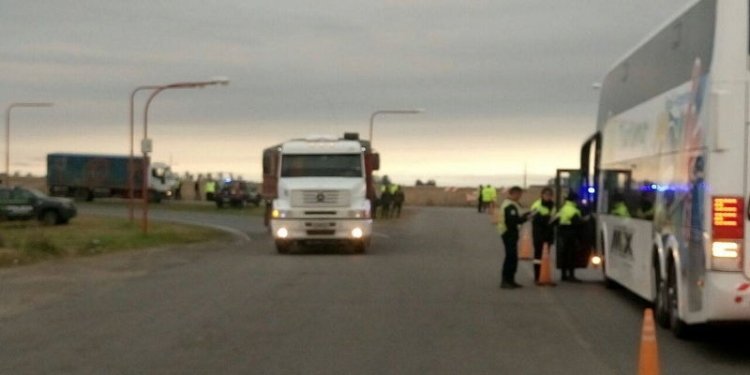 Megaoperativo en la región con más de cien vehículos controlados