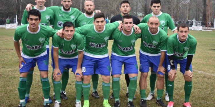 Defensores empató con Sp Díaz y pasó a la final de los playoff del Apertura