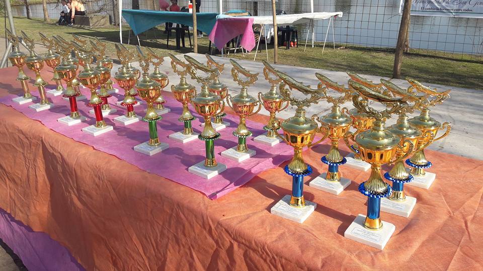 Gran participación en el concurso de pesca de San Genaro