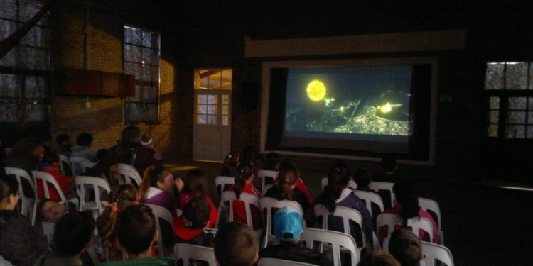 Cine de vacaciones gratuito en Estación Díaz y La Ribera