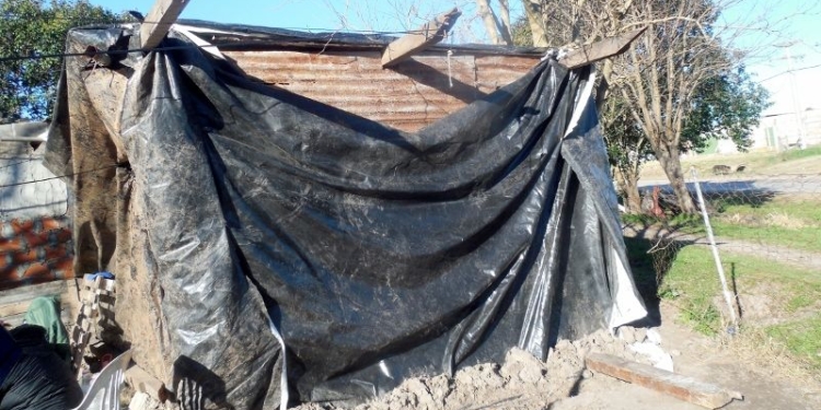 La solidaridad ayuda a salir adelante a las familias que llegaron del norte