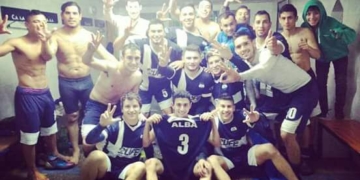 Alba fue más que Gaboto en el Bosque y festejó