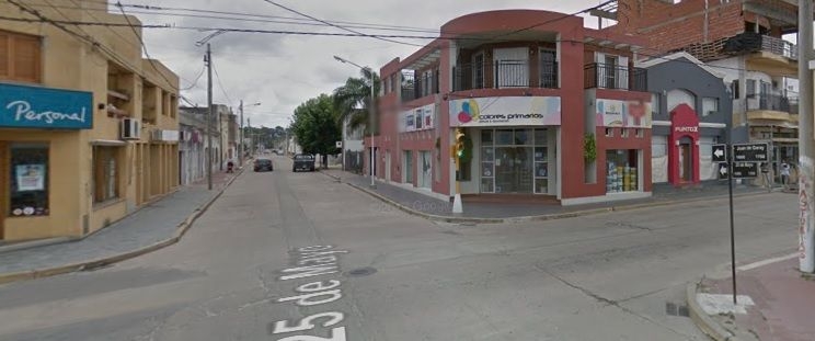 Una menor herida tras un accidente entre una moto y un auto