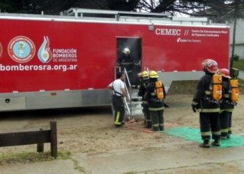 Bomberos de Totoras se capacitaron en rescate de personas