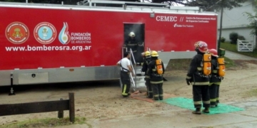 Bomberos de Totoras se capacitaron en rescate de personas