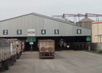 La planta industrial Nidera sufrió un incendio durante la madrugada