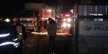 Autoridades de Timbues se mantienen en alerta tras el incendio en Pelco