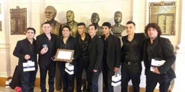 Diputados reconocieron a “Los Lirios de Santa Fe”