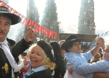 Peña folclórica en Gaboto a beneficio del SAMCo local