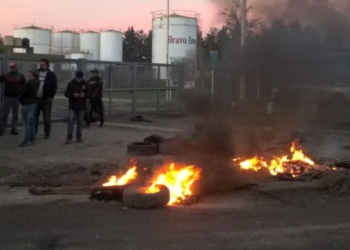 Cerró una empresa en la región y dejó a sus empleados en la calle