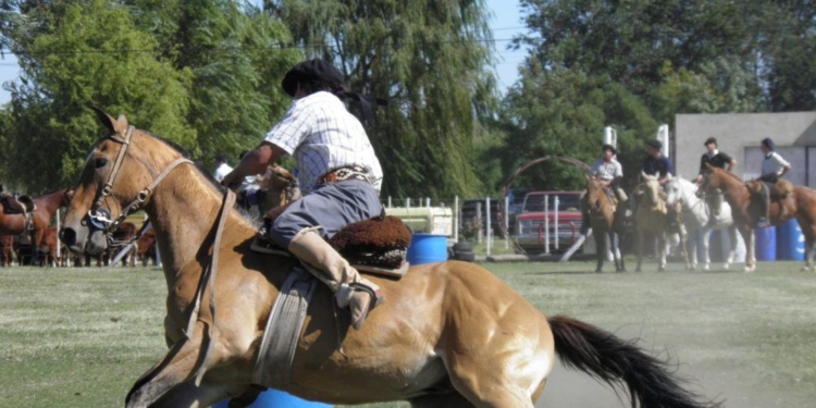 Nuevo festival de destrezas criollas en Barrancas