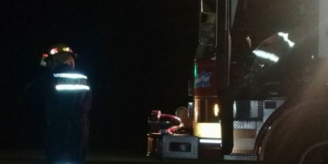 Bomberos sofocaron un incendio en un aserradero en Barrancas