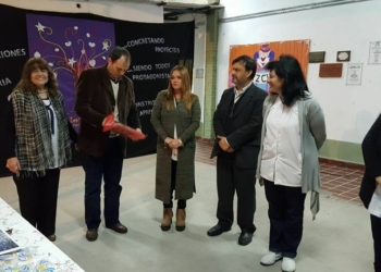 Emotivo acto por los 75 años de la escuela 980 de La Ribera