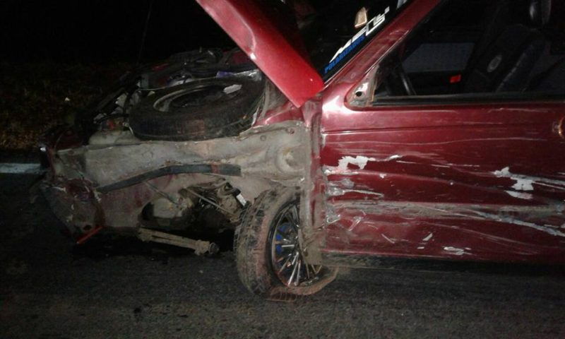 Un camión y un automóvil impactaron sobre ruta 91