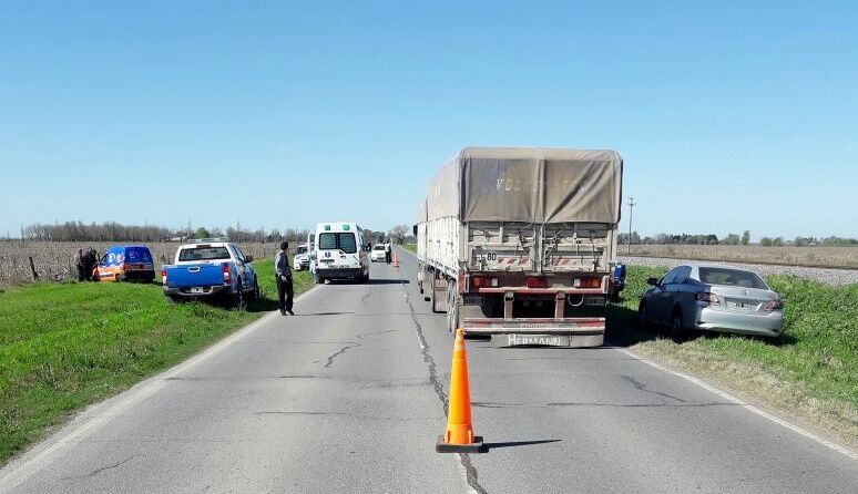 Ruta 11: un hombre hospitalizado tras volcar en Oliveros