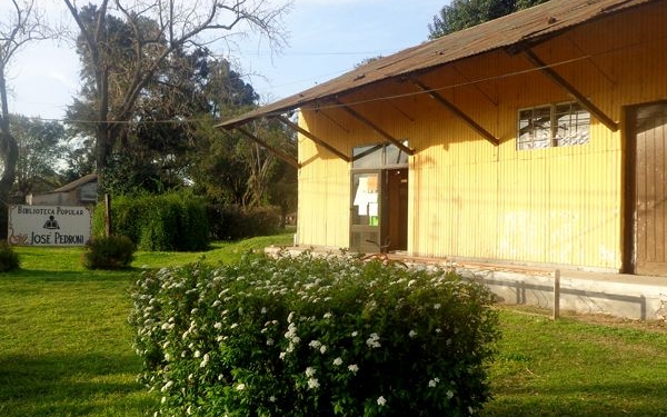 Vandalismo y destrozos en la Biblioteca Popular de Oliveros