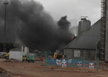 Incendio de magnitud en la empresa Molinos, en San Lorenzo