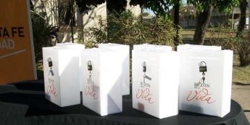 Totoras: piden reubicar el buzón de la vida