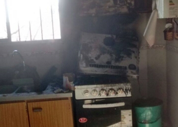 Dejaron la cocina prendida y se desató un incendio con daños materiales