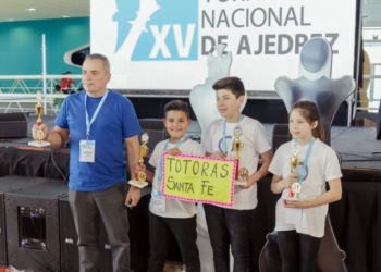 Totoras: la escuela 242 obtuvo el octavo puesto en el Torneo Nacional de Ajedrez
