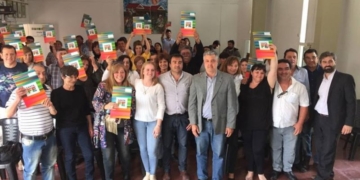 Entregaron escrituras a vecinos de Maciel, Barrancas y San Genaro