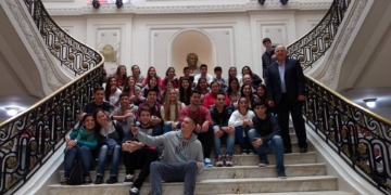 Alumnos de Díaz visitaron el Senado y dialogaron con Lifschitz