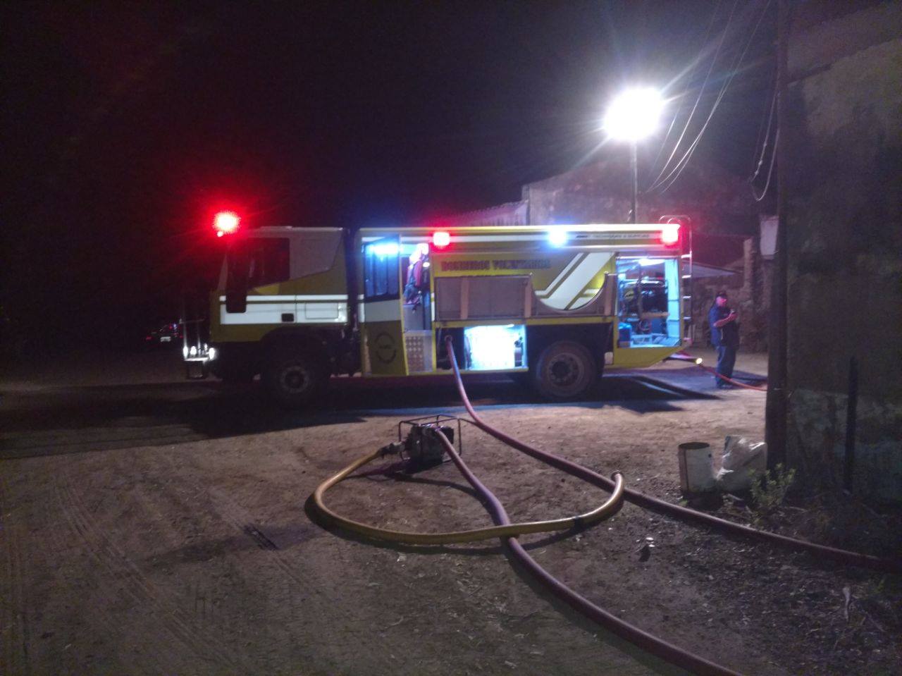 San Genaro: incendio en zona rural con pérdidas totales