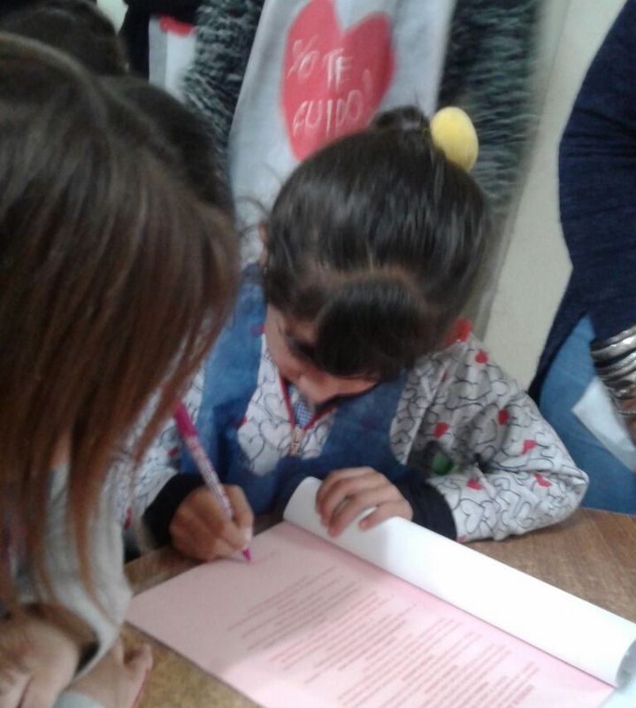 Oliveros: alumnos del jardín trabajan en seguridad vial y pintarán sendas peatonales