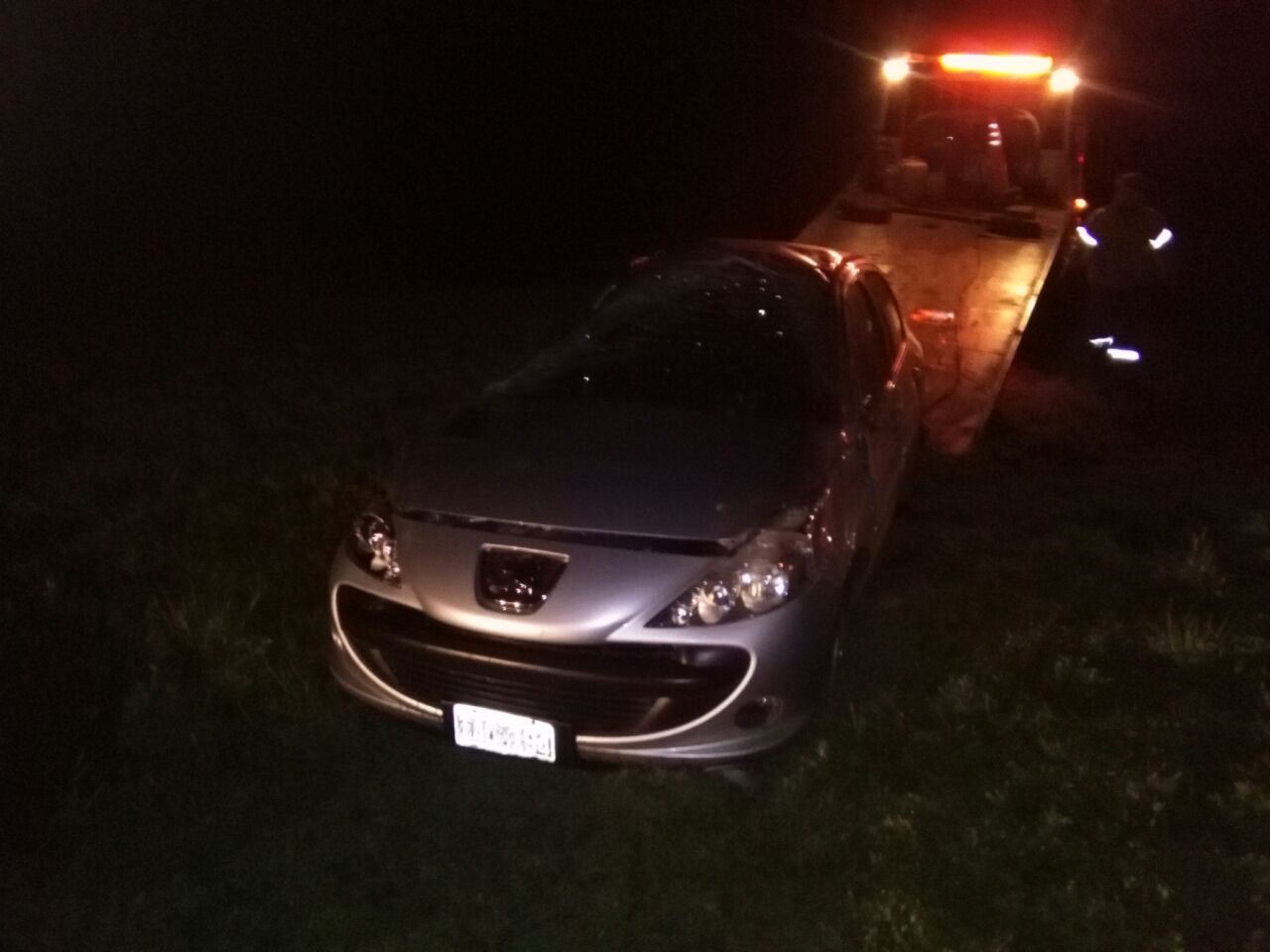 Un joven herido tras un impactante vuelco en la autopista