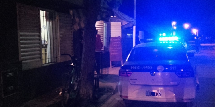 Madre y su pequeña hija fueron asaltadas a punta de pistola