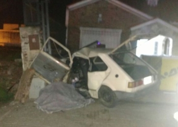 Siete personas volcaron en un Fiat 147 y dos fallecieron