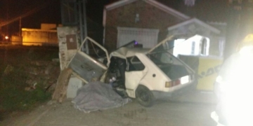 Siete personas volcaron en un Fiat 147 y dos fallecieron