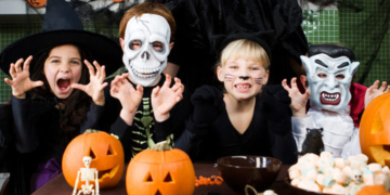 Insólito: iglesia de la región propone disfrazarse de «angelitos» contra Halloween